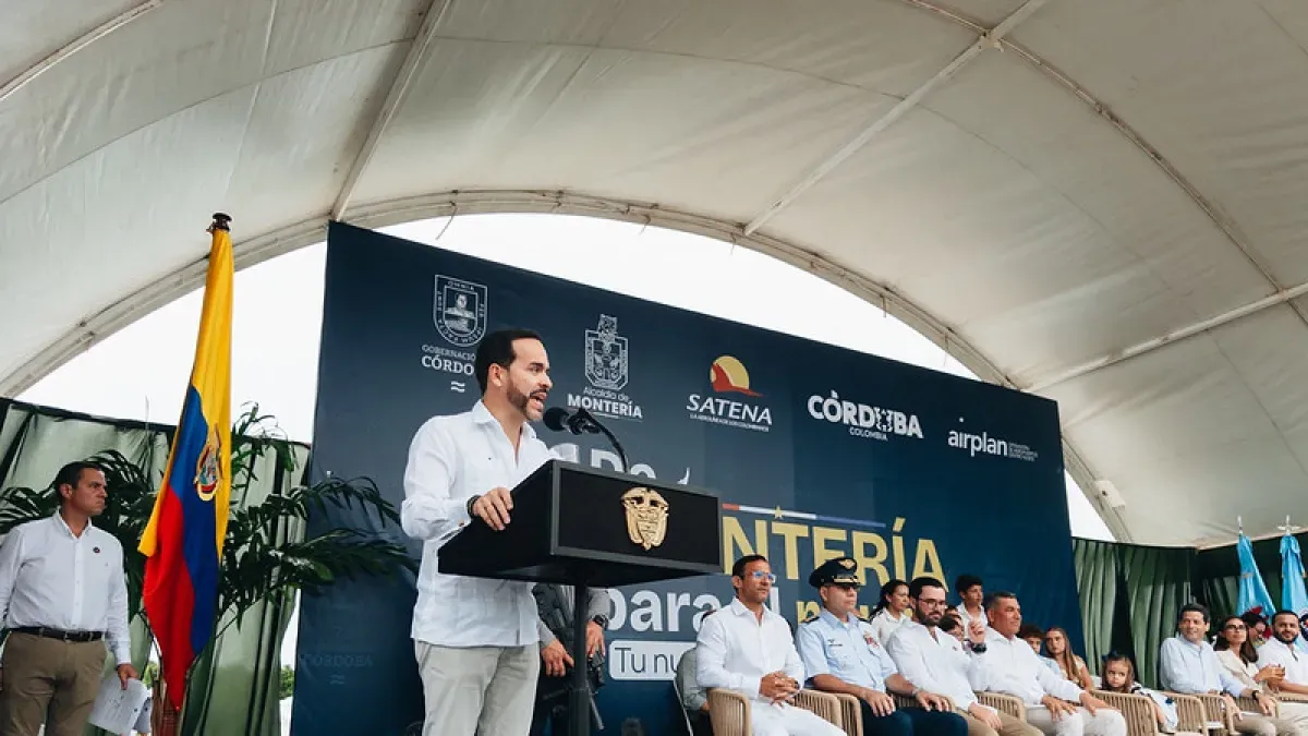 Presidente De La Espriella inauguró la ruta aérea directa entre Montería y Ciudad de Panamá