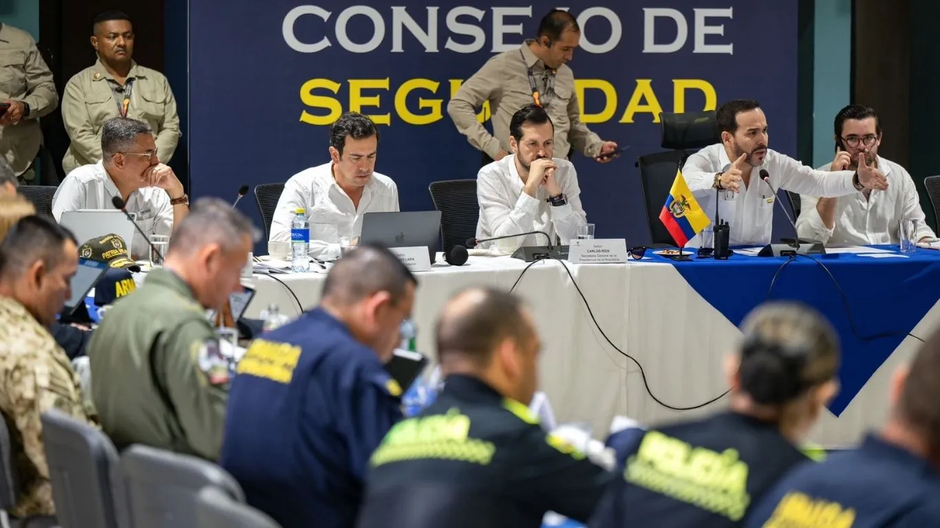 Presidente De la Espriella lidera Consejo de Seguridad en Cartagena para enfrentar la criminalidad en Bolívar