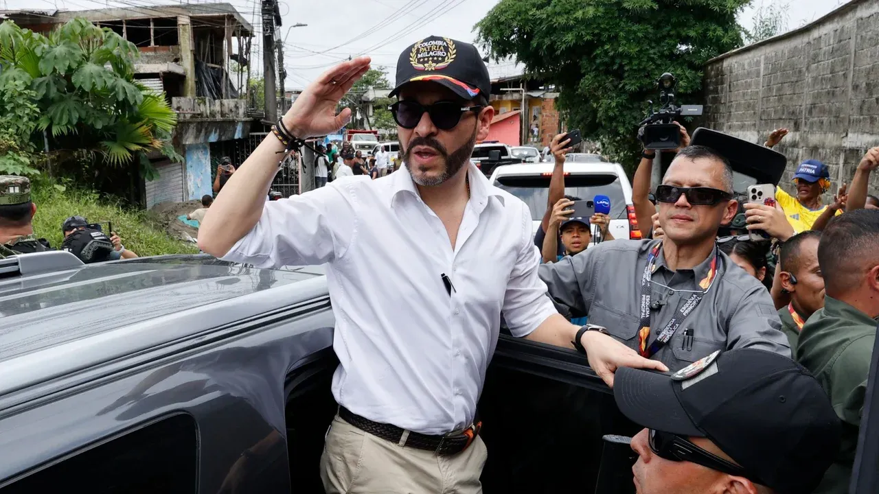 Presidente De La Espriella ordena operativos contra la migración ilegal y advierte mano firme frente al delito