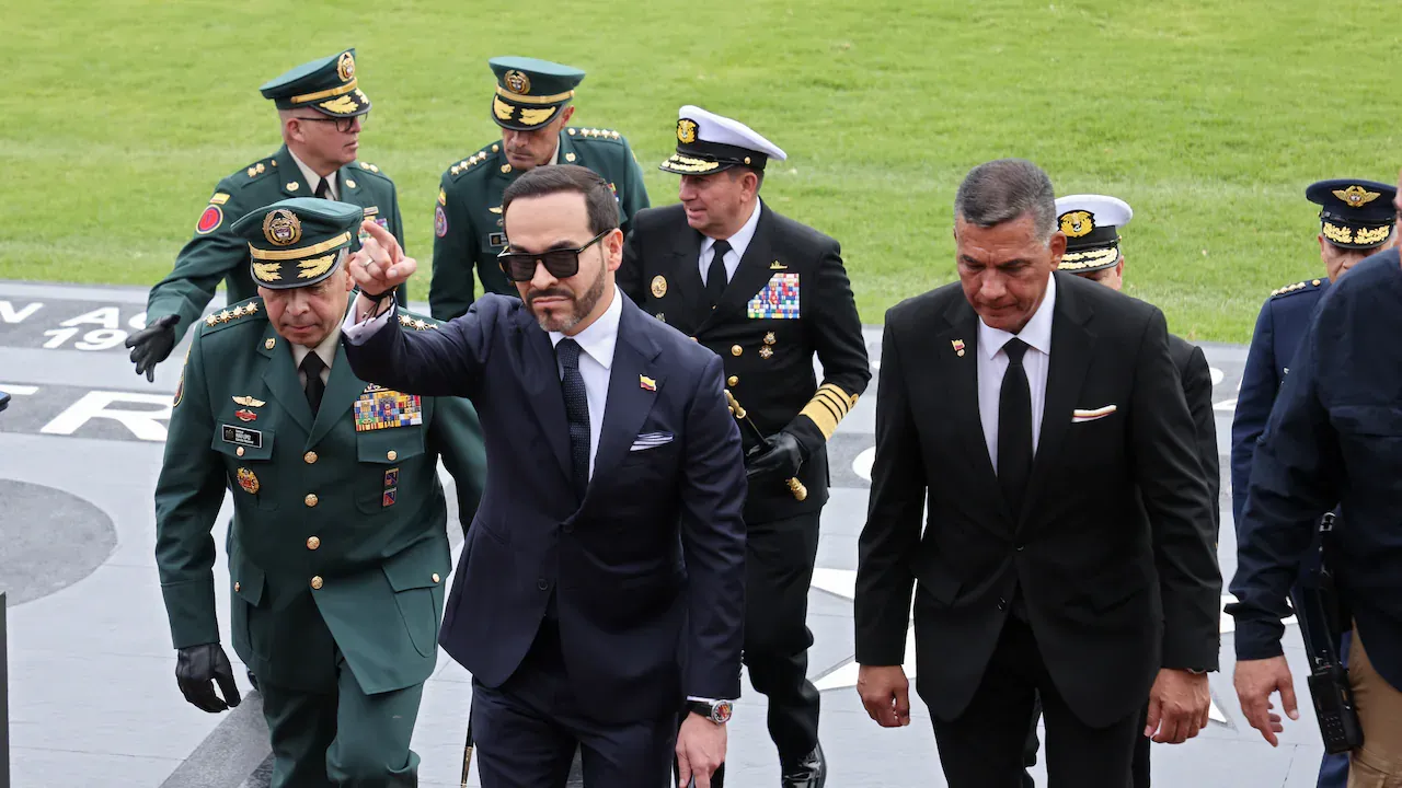 Presidente Abelardo de la Espriella cierra la designación de negociadores con el ELN y el Clan del Golfo