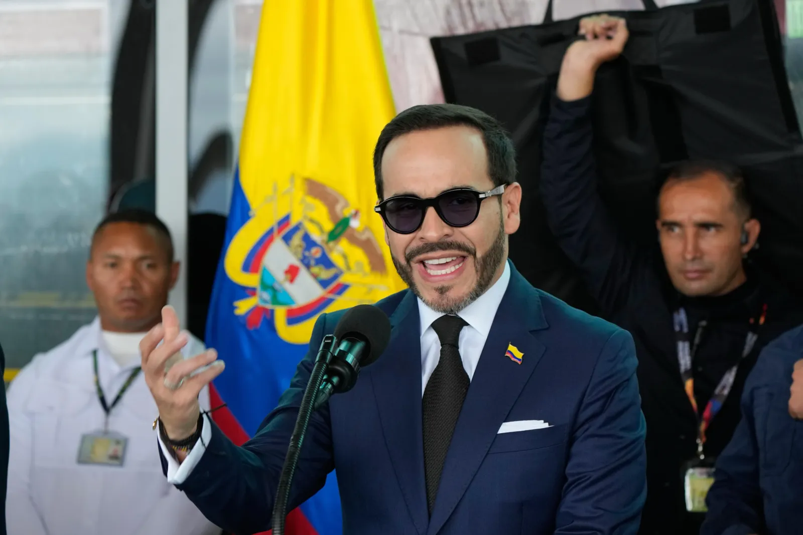 Presidente colombiano pide respaldo diplomático para exmilitar que enfrentará juicio civil en Estados Unidos