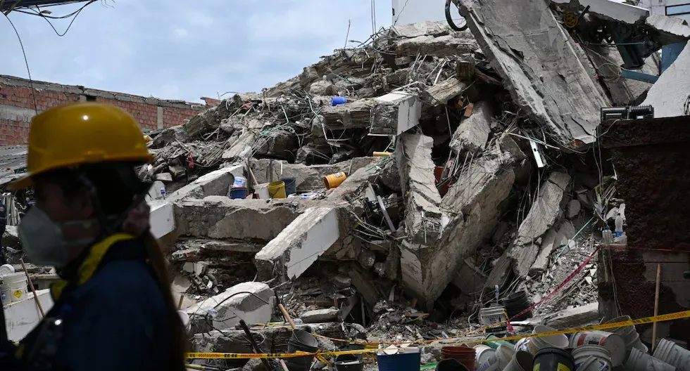 Presidente Abelardo de la Espriella anuncia emergencia económica tras terremoto que deja miles de víctimas
