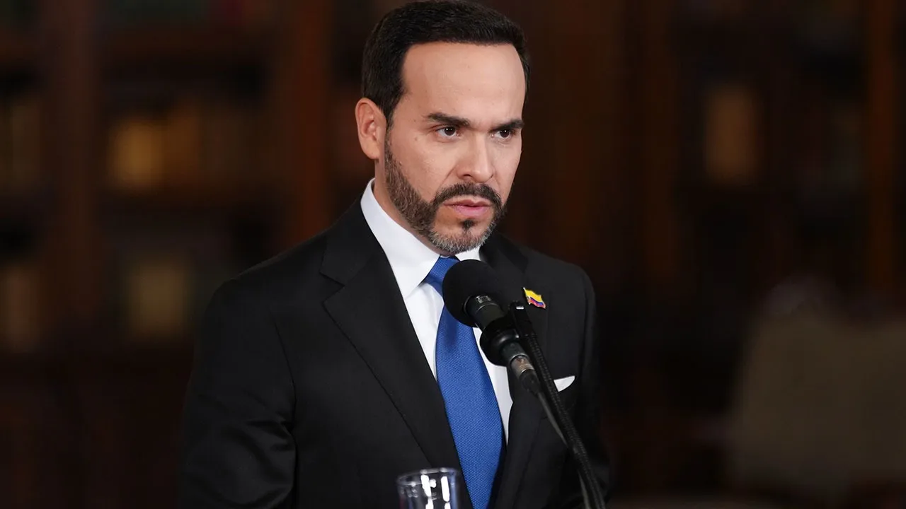 Presidente De la Espriella anuncia 26.700 millones para reconstruir la Basílica de Buga