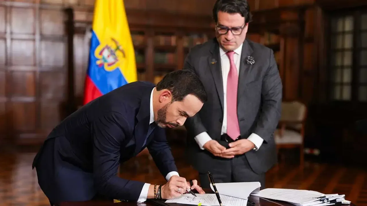 Presidente De La Espriella autorizó la extradición de cinco exnegociadores de paz a Estados Unidos
