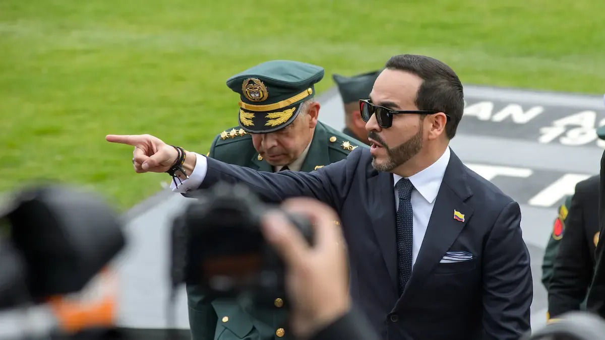 Presidente De la Espriella revoca a los negociadores del Gobierno con el ELN y el Clan del Golfo