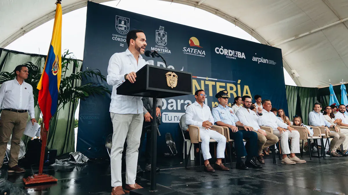 Presidente De La Espriella inauguró la ruta aérea directa entre Montería y Ciudad de Panamá operada por Satena