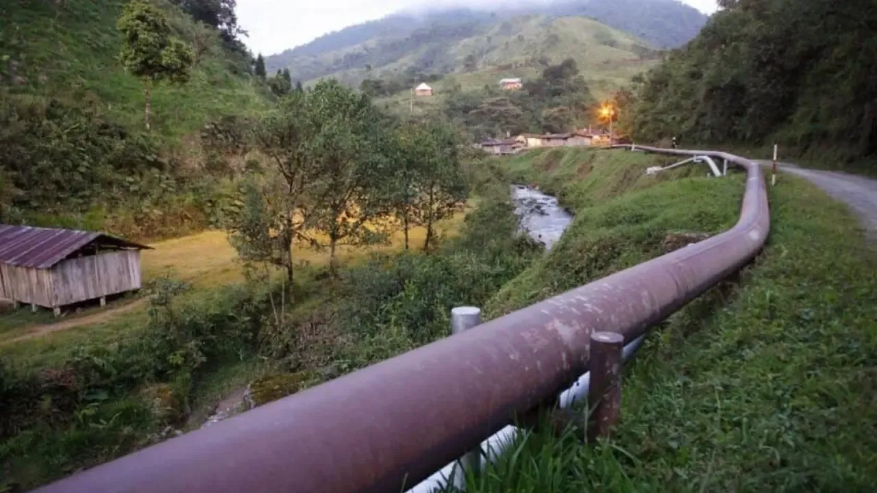 Presidente De La Espriella ordena una ofensiva inmediata contra el robo de crudo y combustible en Colombia