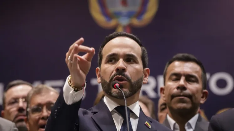 Presidente De la Espriella ordena operativos para identificar a extranjeros en situación irregular