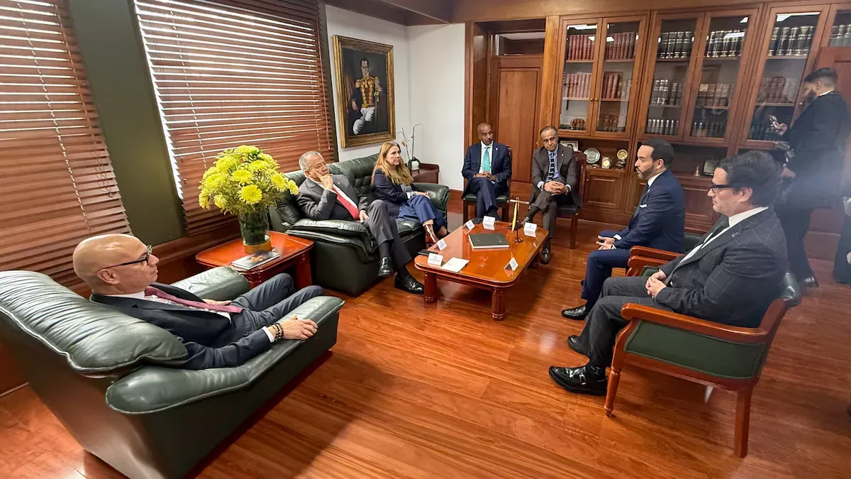 Presidente De La Espriella se reunió con magistrados de las altas cortes