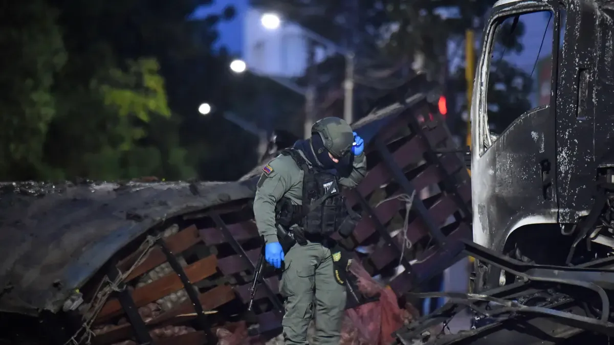 Presidente electo De La Espriella condena carrobomba que dejó 11 heridos en Cúcuta