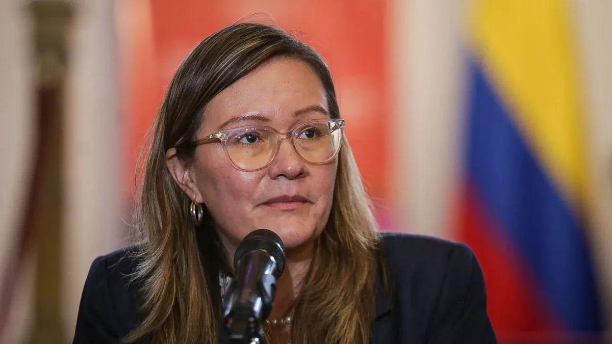 Ministra de Justicia anuncia refuerzo en cárceles tras alerta por riesgo de fugas