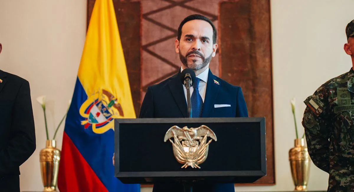 Presidente De La Espriella objeta ley que cambiaba requisitos para cargos directivos públicos