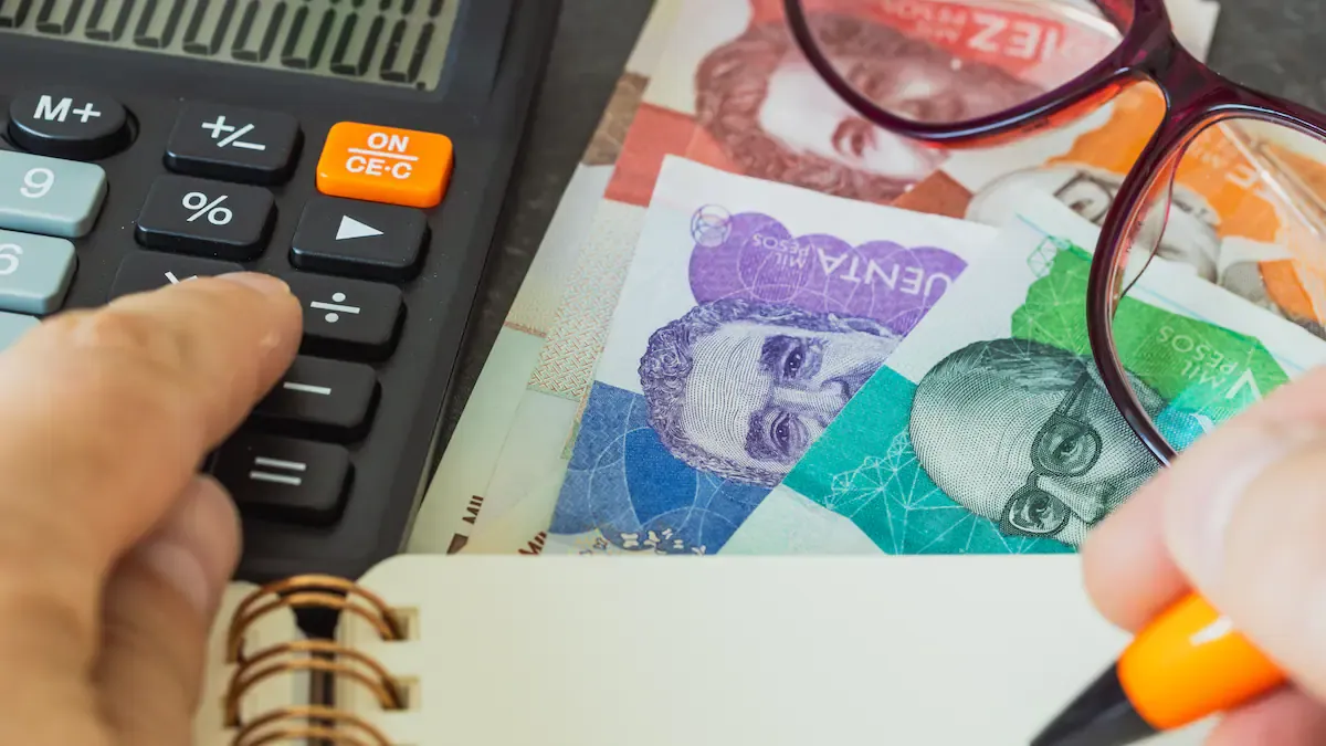 El Gobierno plantea una reforma tributaria con meta de recaudo de 21,8 billones de pesos para 2027