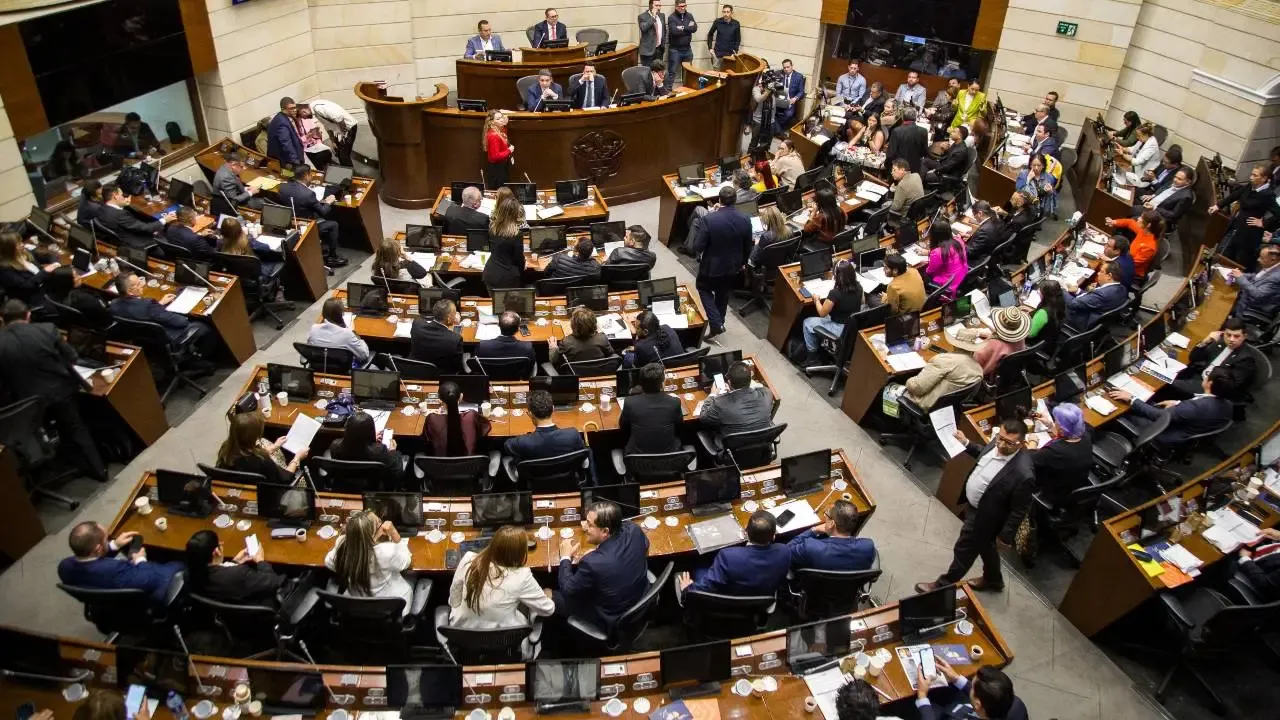 Se mueve el mapa político: qué partidos respaldan y cuáles se oponen al gobierno de De la Espriella