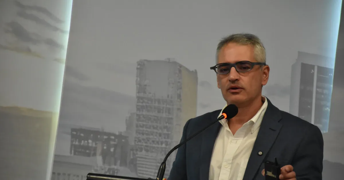 Gobernador de Antioquia se abre a trabajar con el gobierno de De La Espriella en seguridad, salud y energía