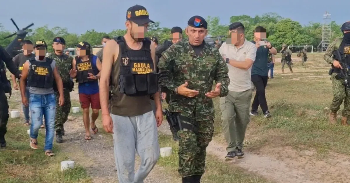 Rescate de ocho personas secuestradas por el ELN en zona rural de Convención, reportado por el presidente Abelardo de la Espriella