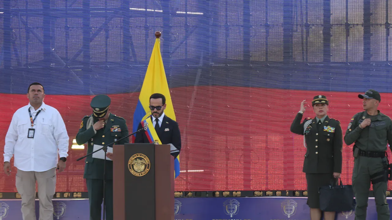 De la Espriella asegura que respetará la independencia de las ramas del poder público
