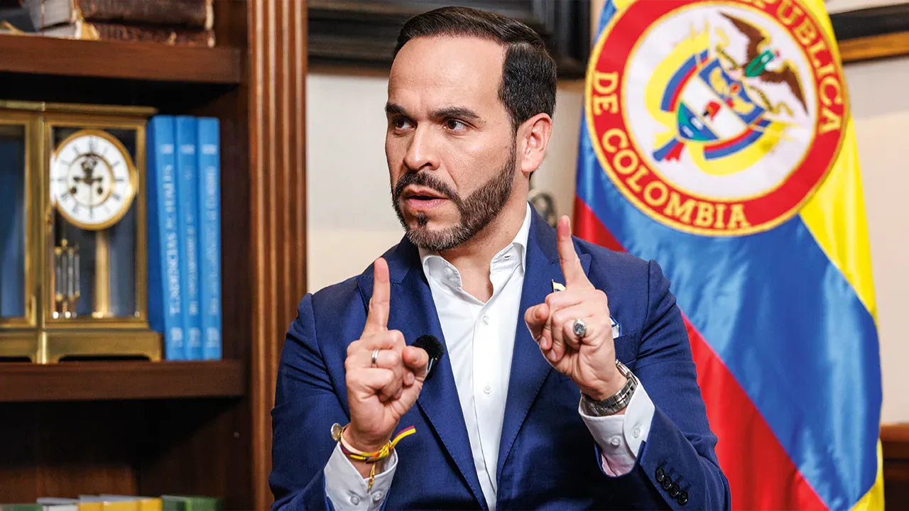 La posesión de Abelardo De La Espriella quedó fijada para el 7 de agosto
