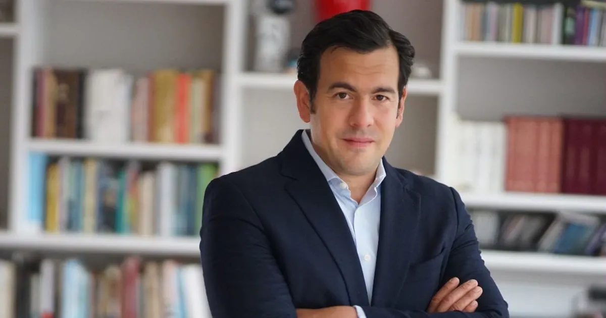 Rodrigo Lara asume como primer ministro confirmado del gabinete y promete defender la Constitución
