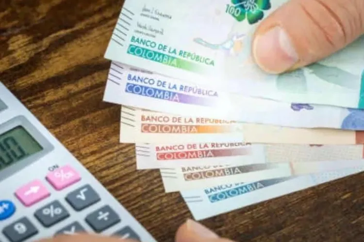Salario mínimo en Colombia: lo que propone el gobierno de Abelardo de la Espriella