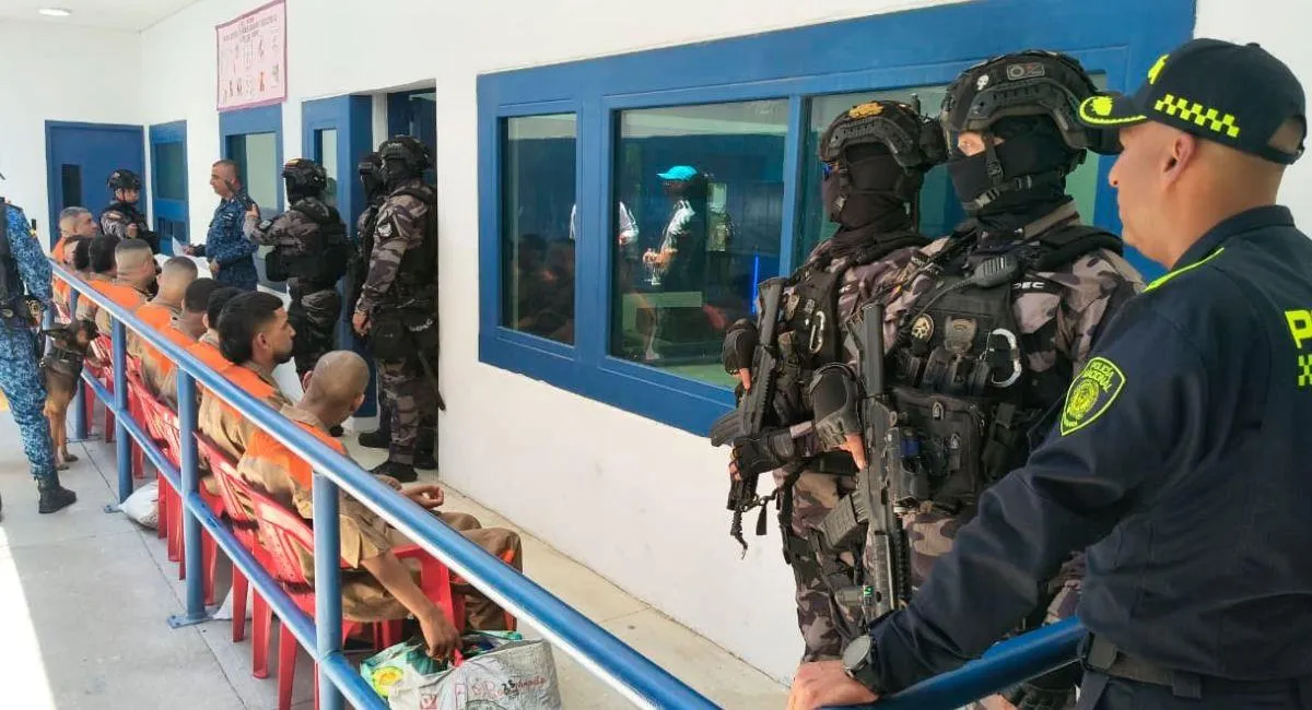 De la Espriella ordena el traslado de 20 presos de Barranquilla a cárceles de Bogotá