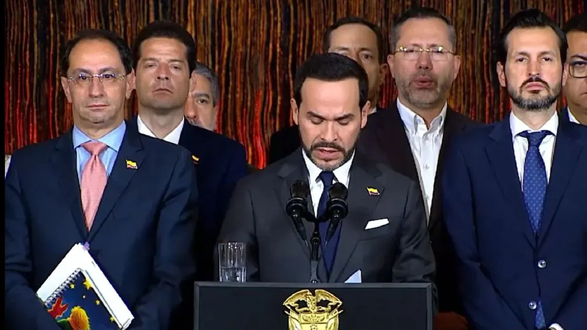 De la Espriella reporta 119 extradiciones en 60 dÃ­as y lanza advertencia