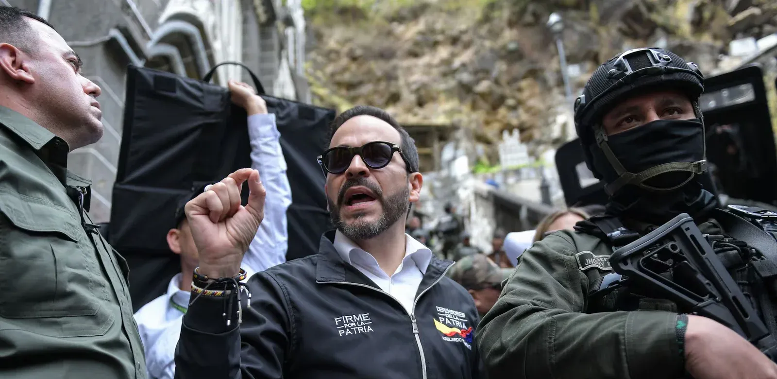 Primera semana de Abelardo de la Espriella: ofensiva de seguridad y emergencia por terremoto