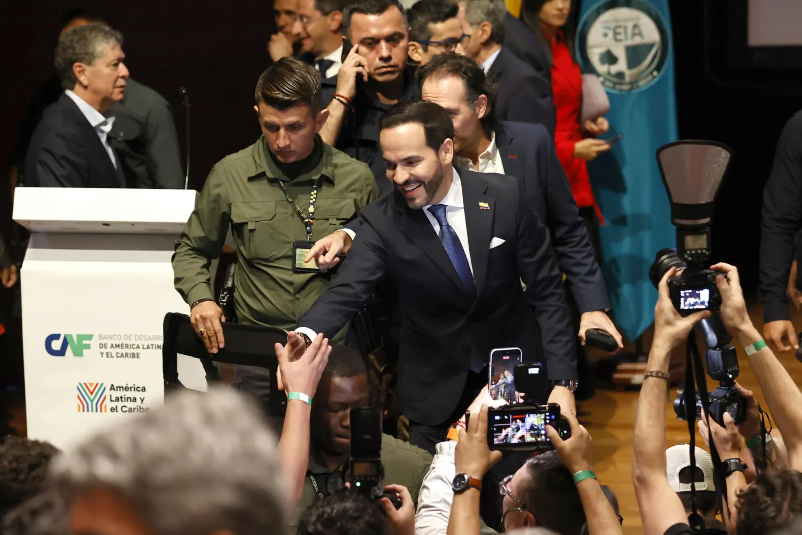Senado pide concepto militar para definir sede de la posesión de Abelardo De la Espriella