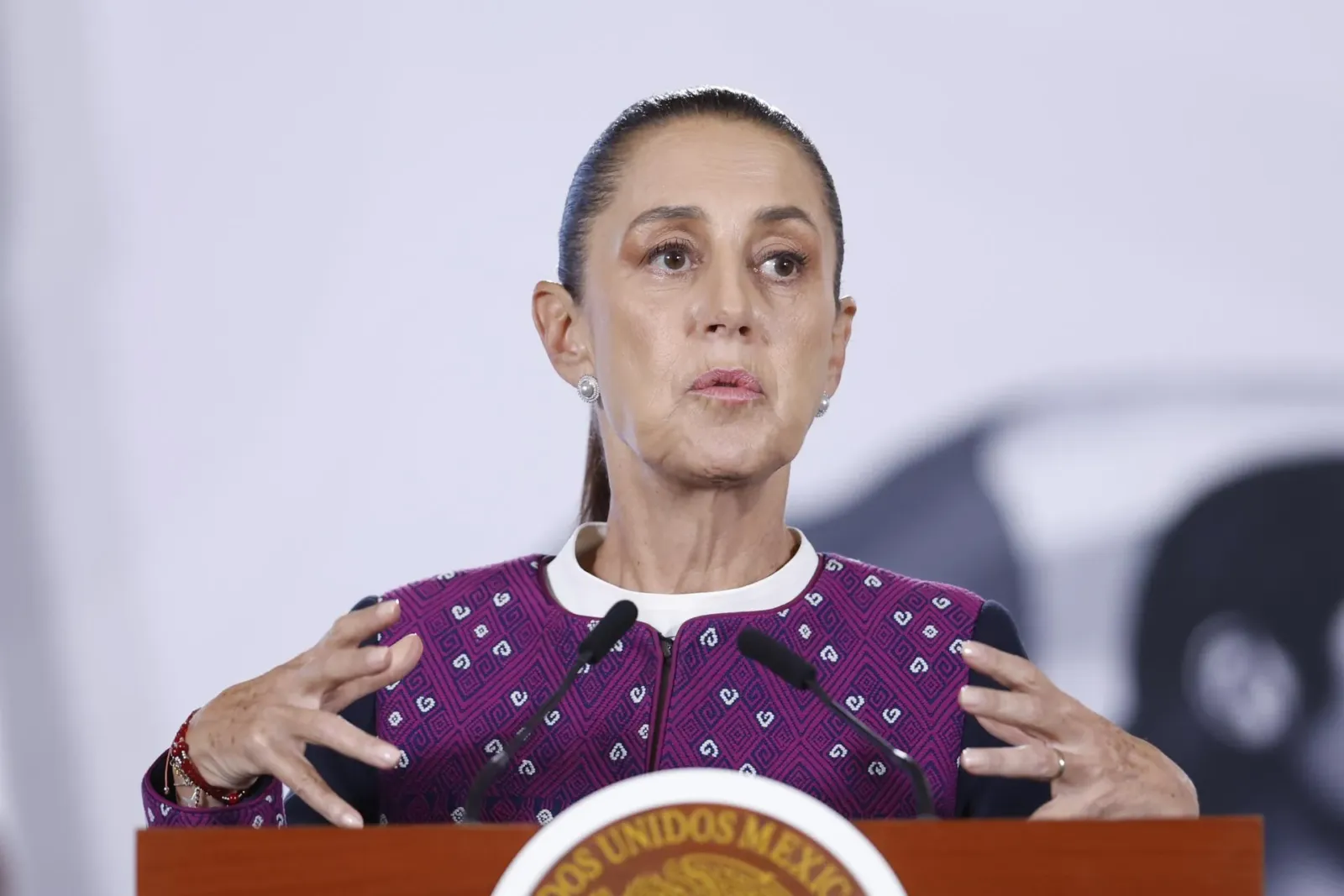 Sheinbaum no viajará a la investidura de Abelardo de la Espriella y enviará representación oficial