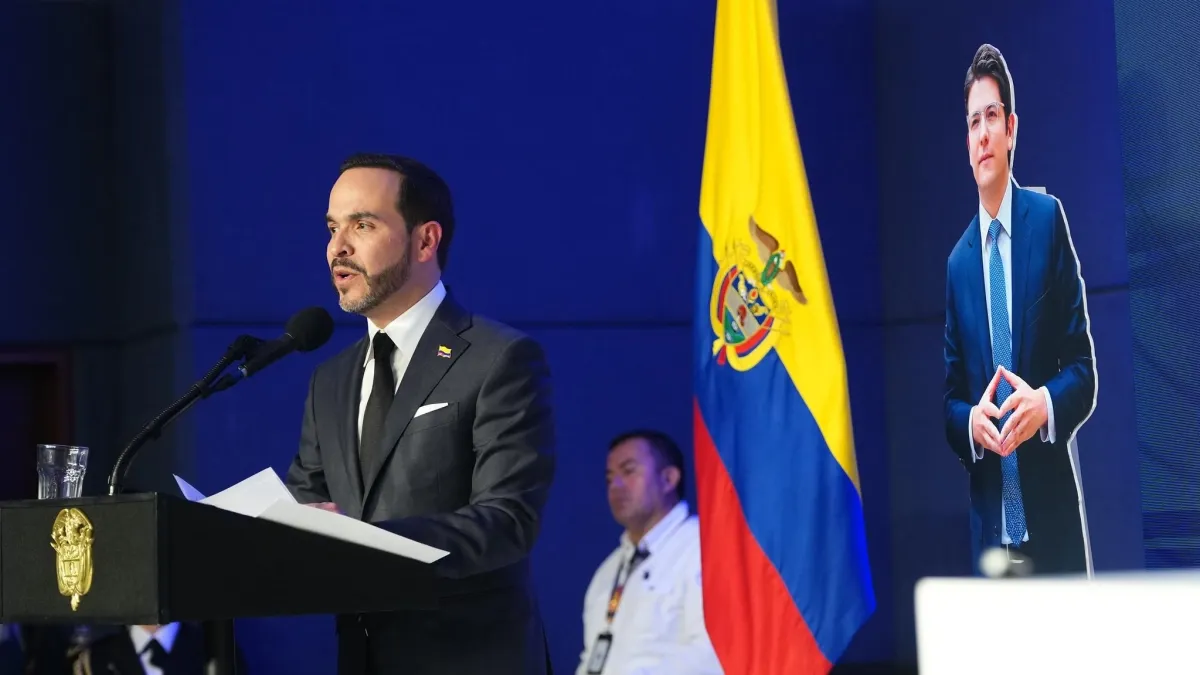 De La Espriella pide esclarecer el magnicidio de Uribe Turbay y ofrece acompañar su campaña
