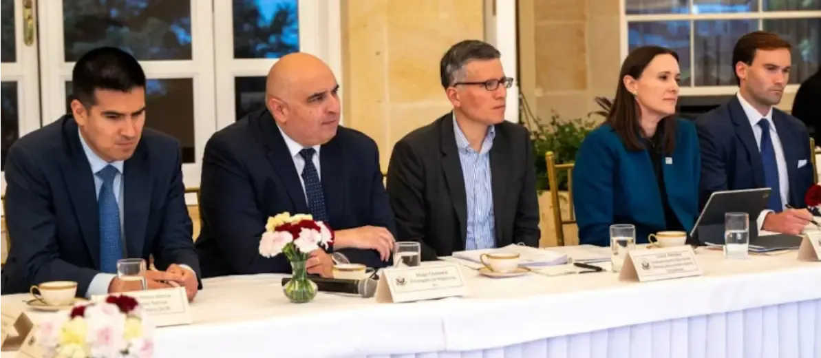 Subsecretario de EE.UU. reitera interés de cooperar con el gobierno de De la Espriella