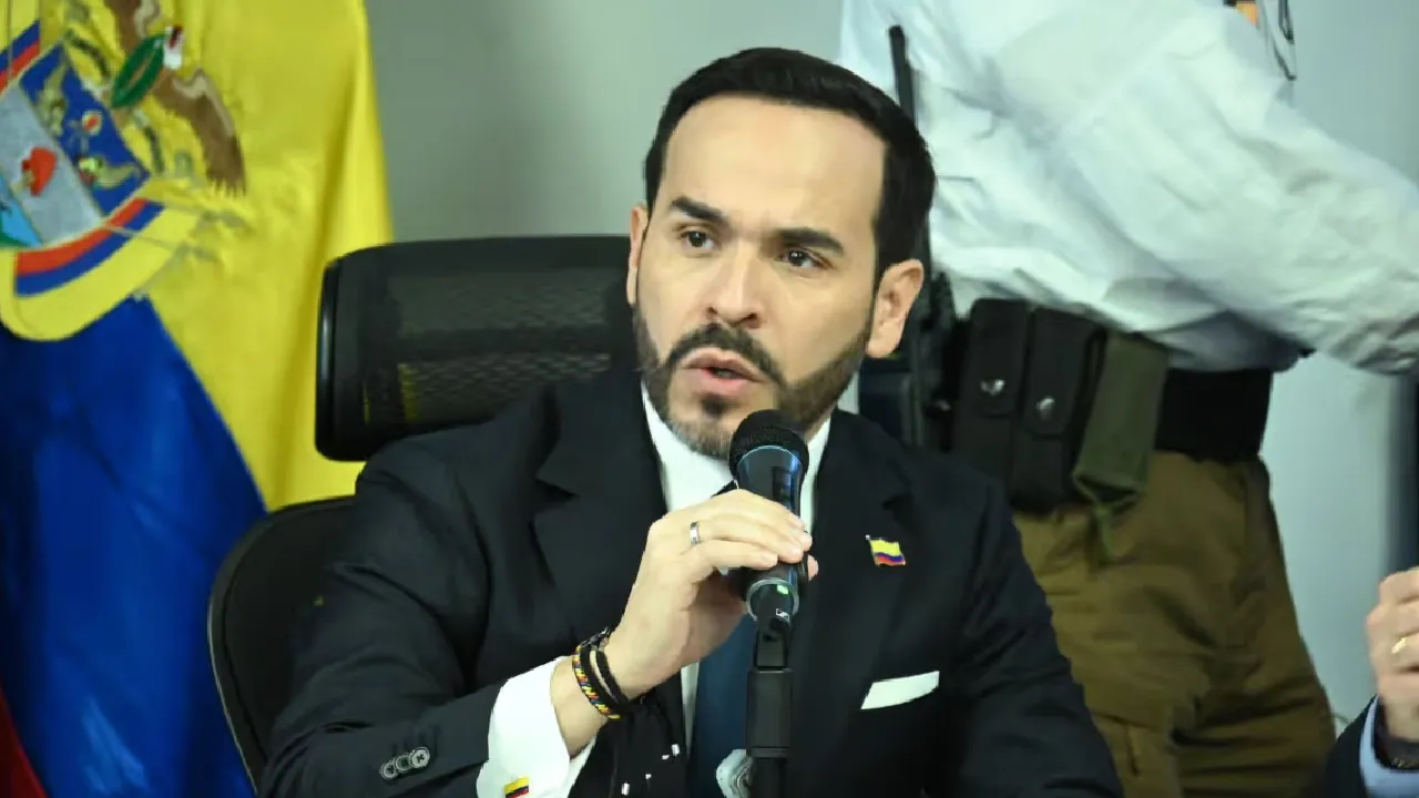 Presidente Abelardo de la Espriella declara emergencia económica y lanza el Fondo Milagro tras el terremoto