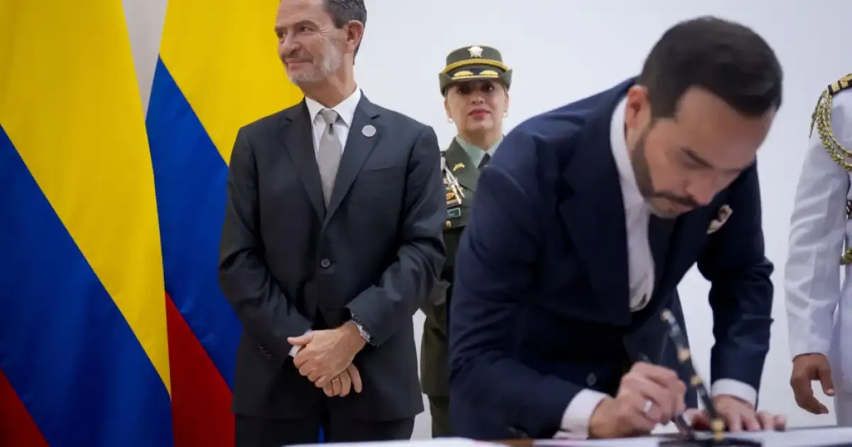 Thania Vega, pastor Arrázola y empresarios: así reestructura De la Espriella la diplomacia