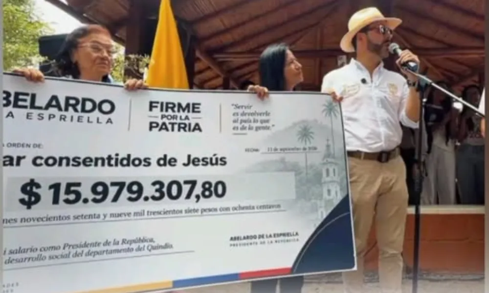 Abelardo De La Espriella destina su primer sueldo presidencial a dos hogares de adultos mayores