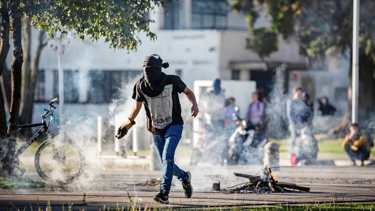 Polémica por borrador de decreto que regula la protesta en Colombia