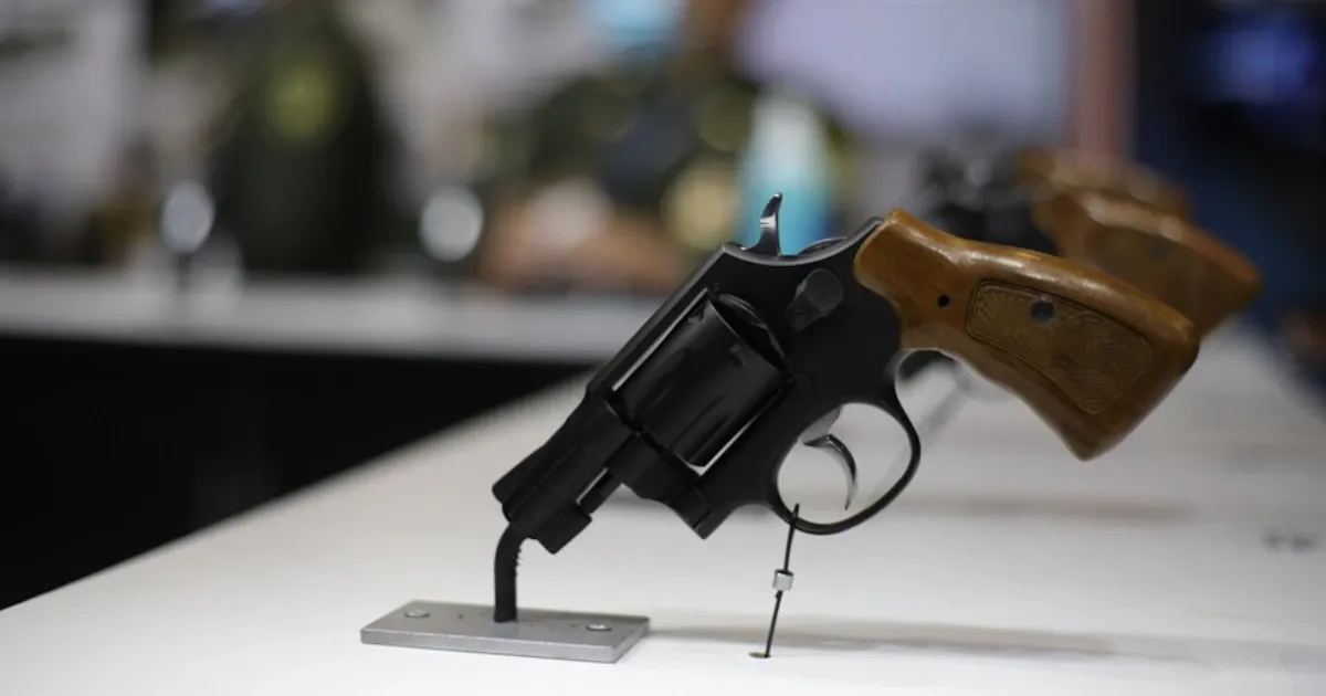 Congreso estudiará proyecto que regula el porte de armas en Colombia