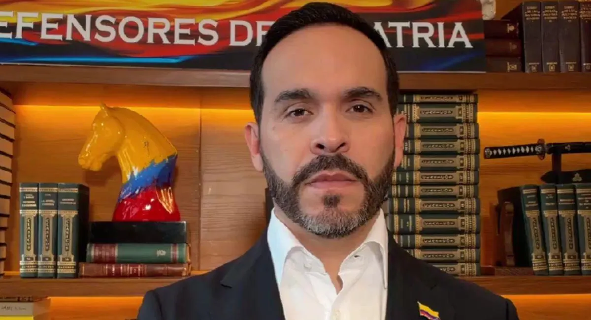 Procuraduría pide protección para De la Espriella tras denuncia de atentado
