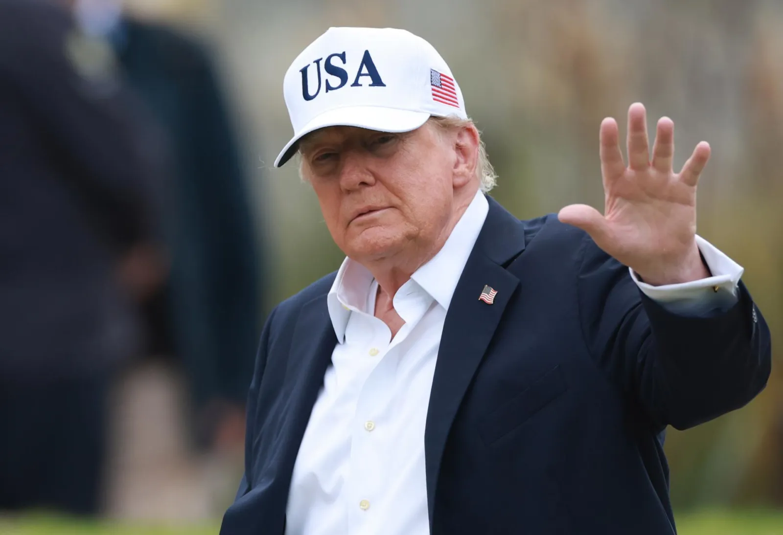 Trump ratifica la descertificación de Colombia pero apuesta por el gobierno de De la Espriella