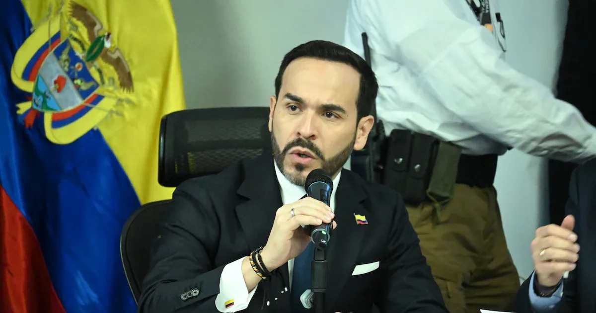 Un sismo obliga al gobierno de Abelardo de la Espriella a declarar desastre nacional