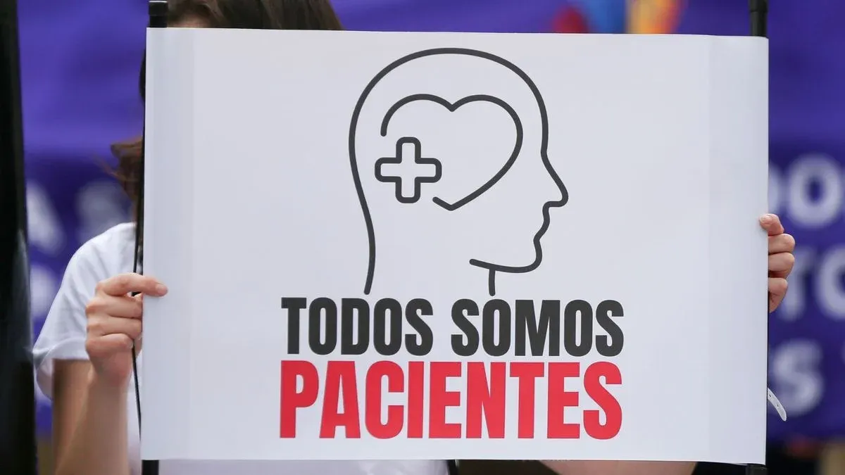 Pacientes Colombia pide al presidente Abelardo de la Espriella una ministra de Salud con experiencia técnica