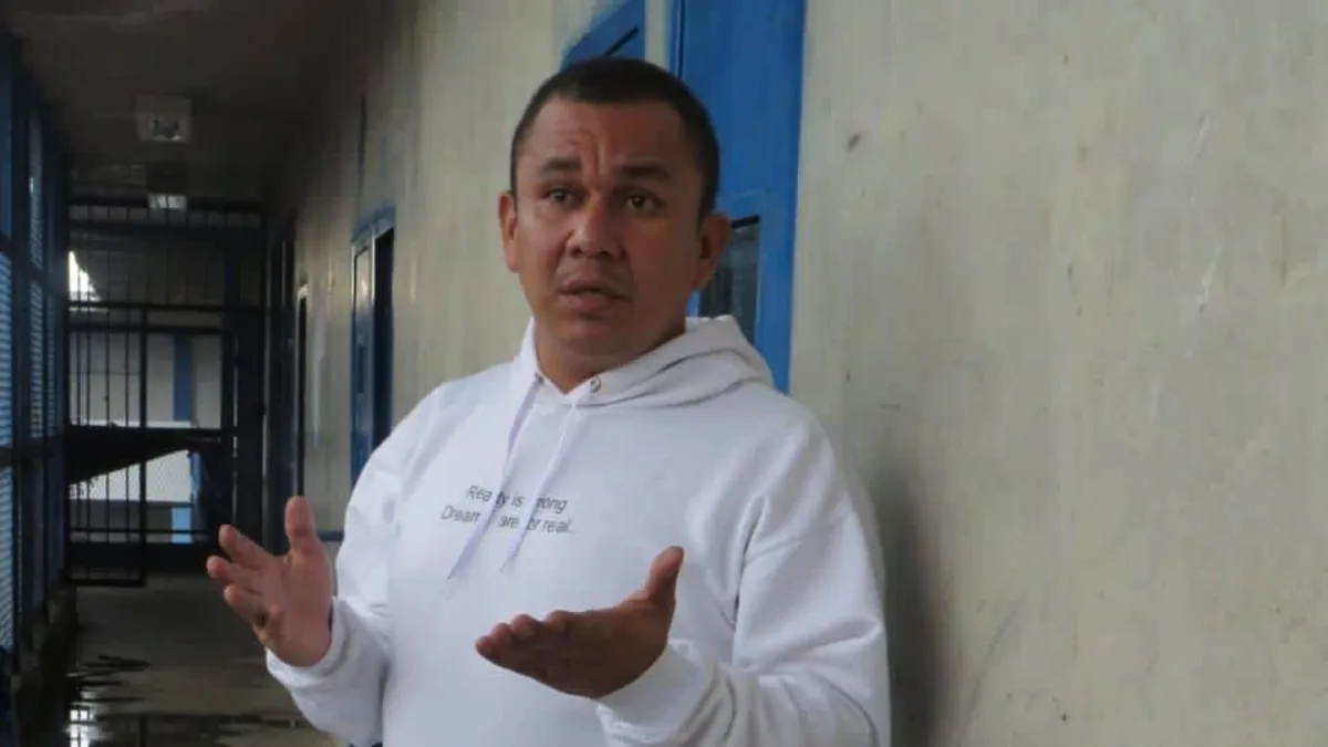 Presidente De La Espriella anuncia que alias Negro Ober irá a una cárcel en altamar