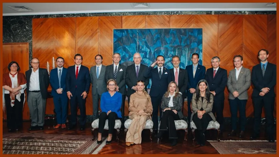 A 28 días de la posesión, De la Espriella reúne a su gabinete para definir la hoja de ruta