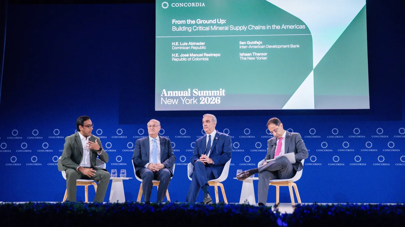 Vicepresidente se reúne en Nueva York con 40 empresarios interesados en invertir en Colombia